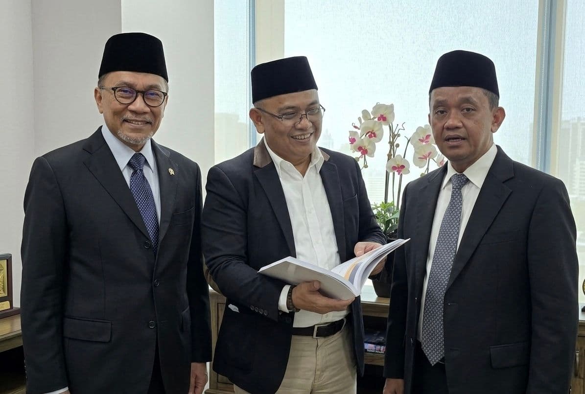 Dua Menteri Berbeda Pendapat Tentang Solar Fosil dan Biodiesel, Petani Sawit Memberi Tanggapan yang Lebih Berbeda Lagi