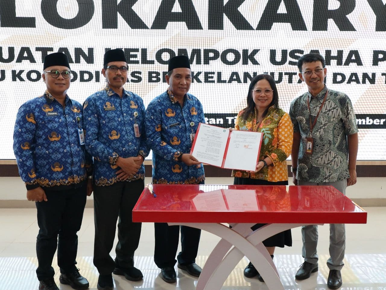 Pemkab Kukar Gandeng Solidaridad Dorong Petani Sawit Menuju Pertanian Berkelanjutan