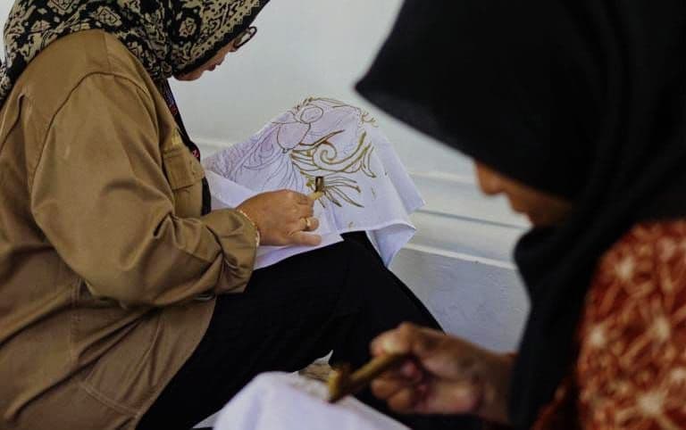 Ketika Batik Bertemu Sawit: Cerita Hanum Merawat Tradisi di Padang