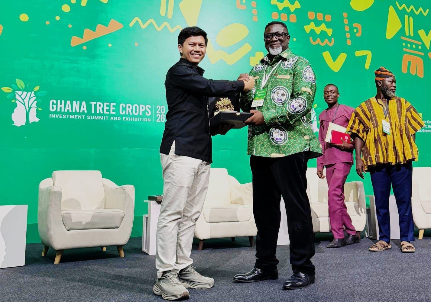 Presiden Ghana Apresiasi Kehadiran Petani Sawit Indonesia di Tree Crops Investment Summit 2026