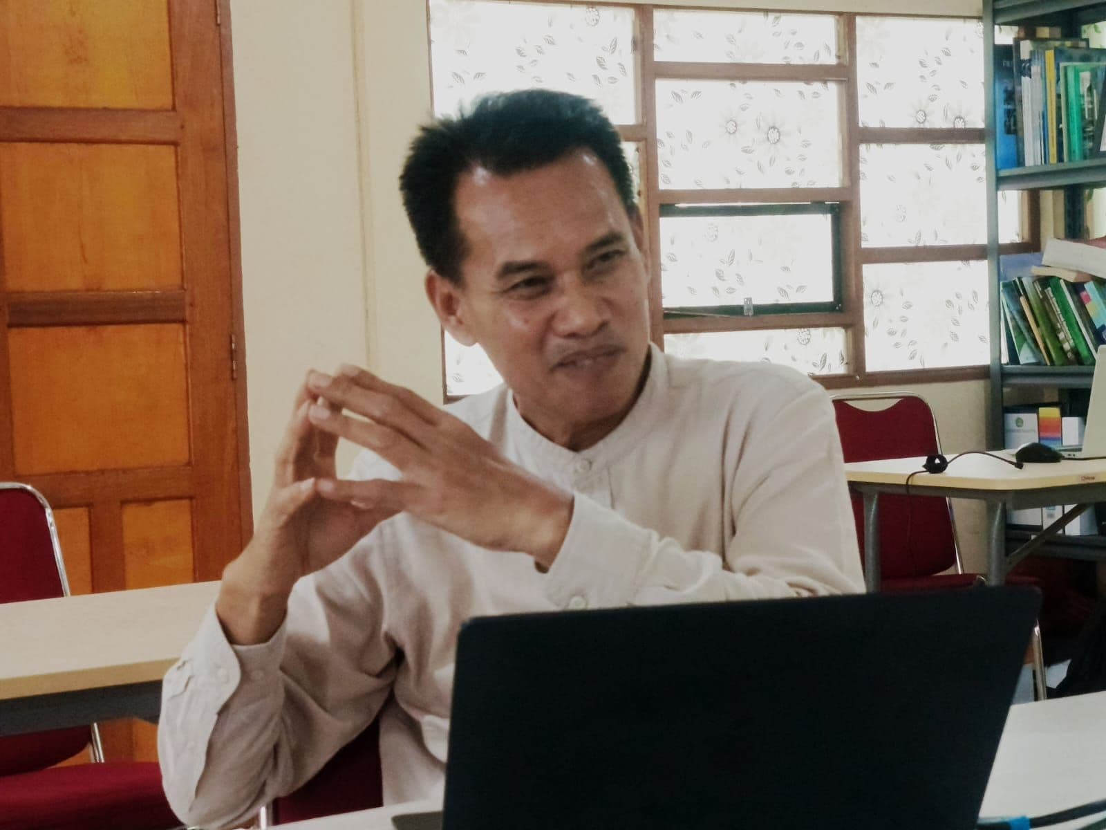 Guru Besar UR Soroti Salah Kaprah Istilah Air Permukaan dalam Wacana Pajak Sawit