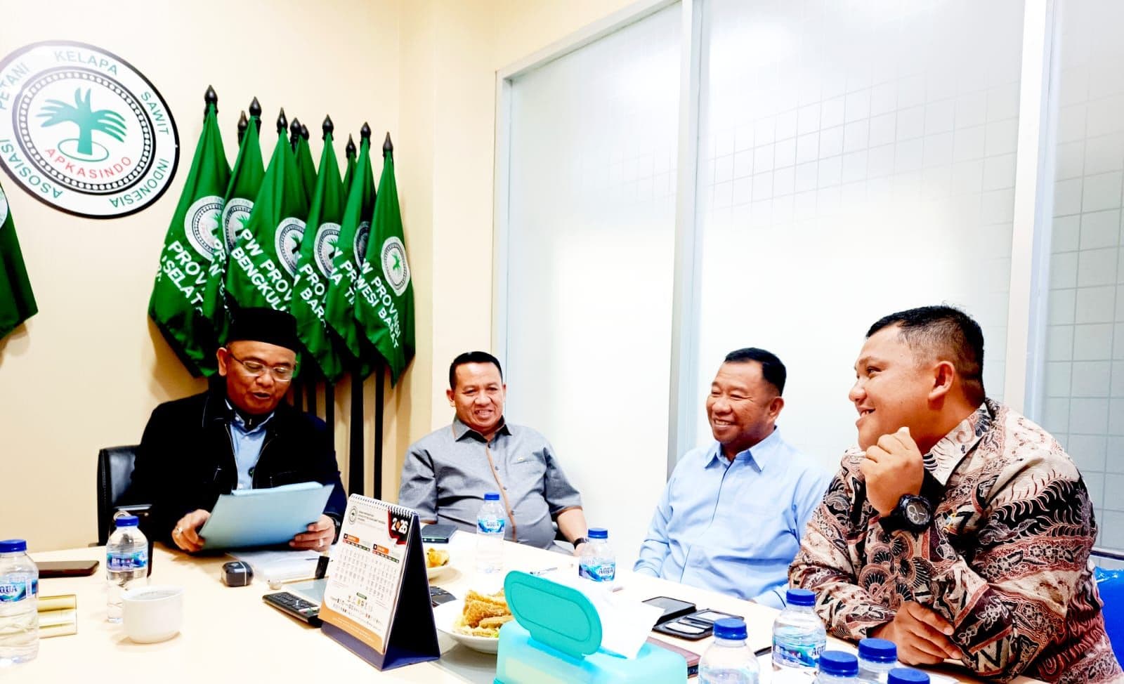APKASINDO dan DPRD Bangka Selatan: Jika PKS Tanpa Kebun Ditutup, Ekonomi akan Petani Terancam