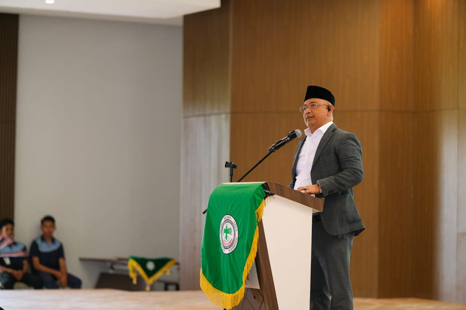 Prabowo Nilai Tak Wajar Negara Lain Tentukan Harga CPO, APKASINDO Usul Bursa Sawit Indonesia