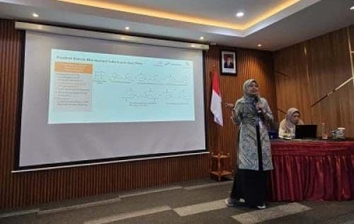 Limbah Pelepah Sawit Diolah Jadi Nanomaterial untuk Deteksi Mikroplastik