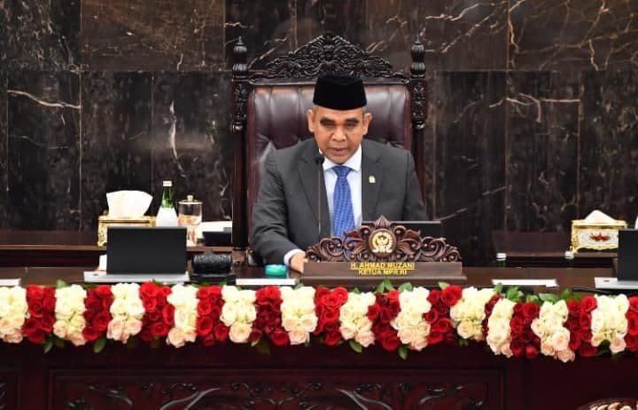 Ketua MPR Apresiasi Langkah Presiden Prabowo Turunkan Harga Pupuk, Petani Kini Bisa Bernapas Lega